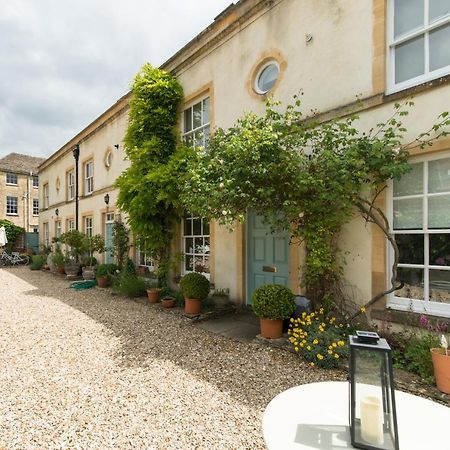 My Place Go - Cirencester Bagian luar foto