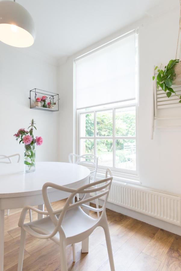 My Place Go - Cirencester Bagian luar foto